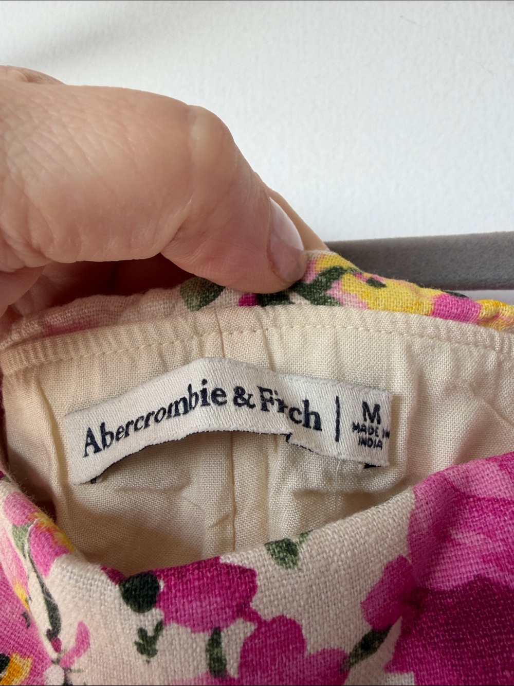 Abercrombie & Fitch Floral Mini Skirt with under shorts Pink, White, Green - Picture 7 of 8